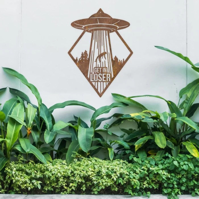 "Get In Loser" Rustic Alien Wall Art - Image 6