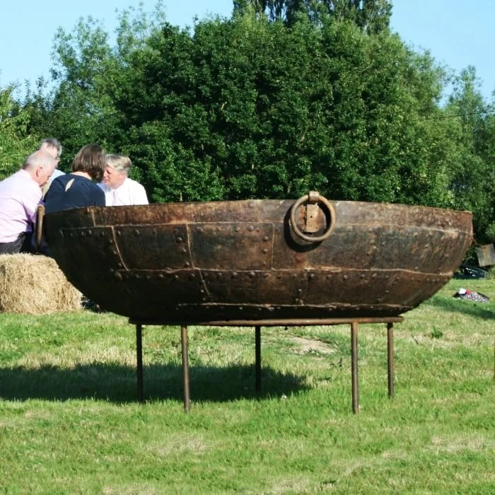 Iron Kadai Fire Bowl - 130cm 5 Iron Kadai Fire Bowl - 130cm - Image 3