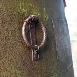 Giant Antique Rustic Grain Store Planter -Garden Supply Discount Store giant rustic planter 5