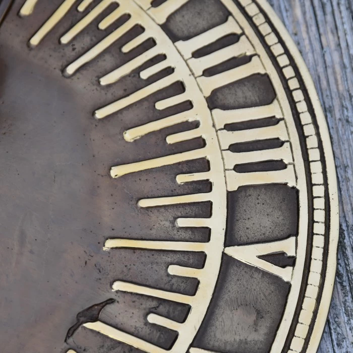 Antique Brass 'Old Father Time' Sundial - 290mm 7 Antique Brass 'Old Father Time' Sundial - 290mm - Image 5