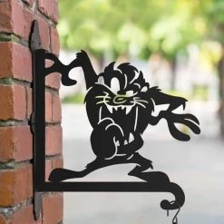 Steel Cartoon Tazmanian Devil Hanging Basket Bracket -Garden Supply Discount Store steel cartoon tazmanian devil hanging basket bracket 4
