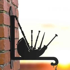 Steel Scottish Bagpipes Hanging Basket Bracket