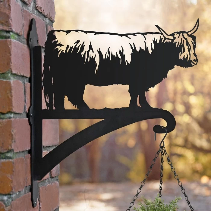 Highland Cow Iron Hanging Basket Bracket - Image 4