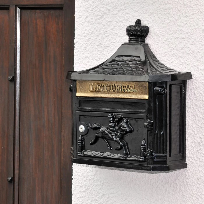 “Midnight" Black Huntington Wall Mounted Post Box 8 “Midnight" Black Huntington Wall Mounted Post Box - Image 6