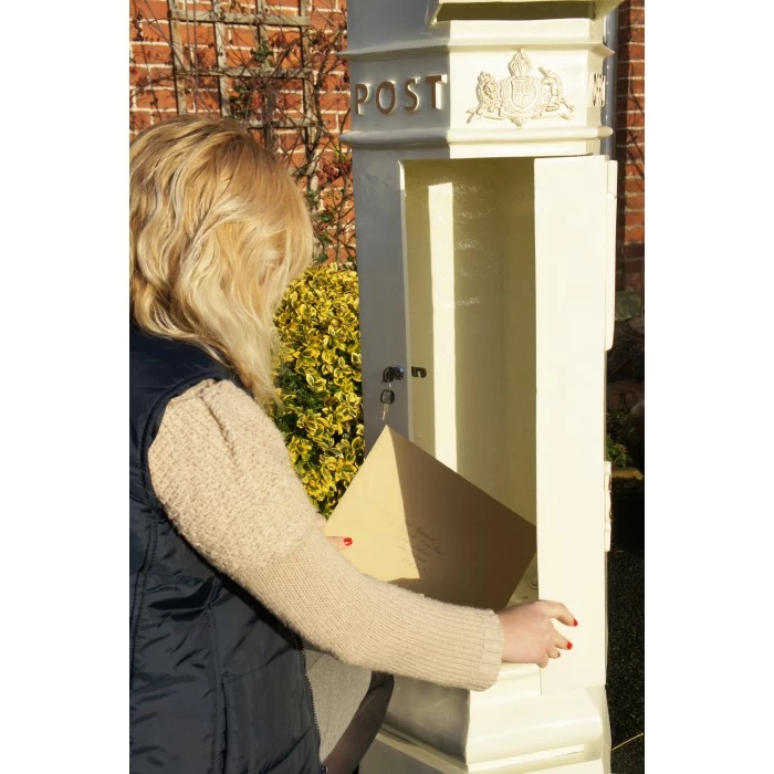 Penfold Pillar Post Box 10 Penfold Pillar Post Box - Image 8